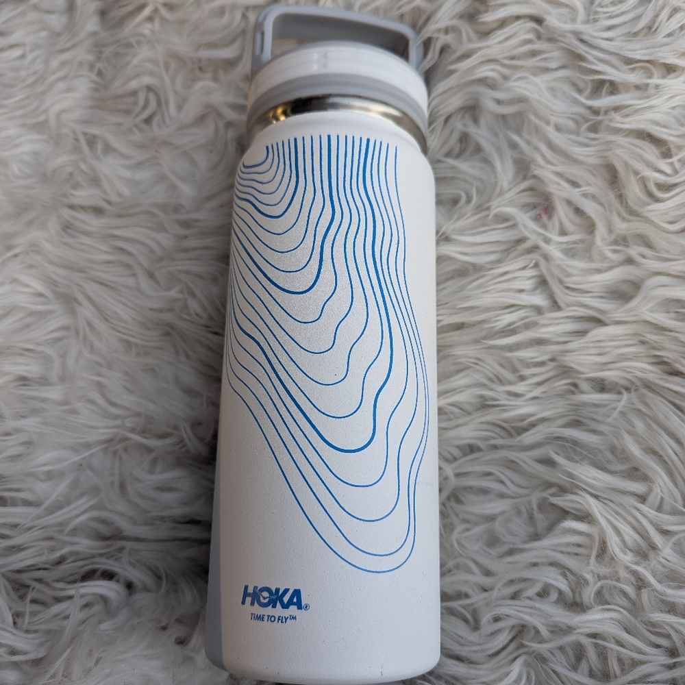 NWOT Hoka Stainless Steel Water Bottle